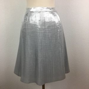 Talbot's NWT Silver Pleated Skirt 2P